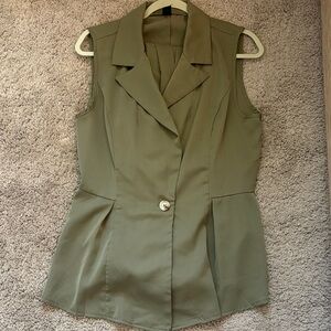 SHEIN Olive Green Sleeveless Vest